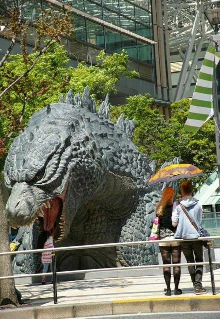 Godzilla-Meme
