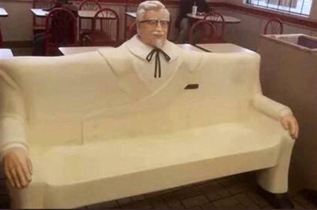 Colonel-Sanders-Bank