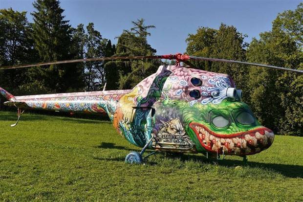 Street-Art-Helikopter