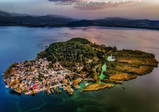 Kleine-Insel-in-Griechenland